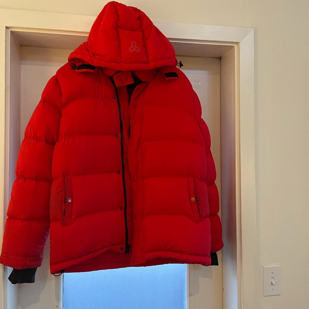 Aritzia Super Puff